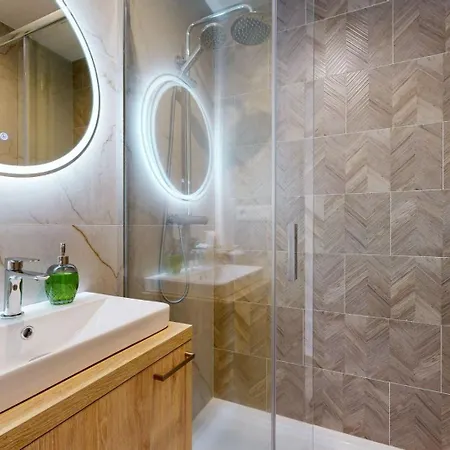 Flexihome Sk - Tolsteho 1 - Nice&renovated Apartmán Košice